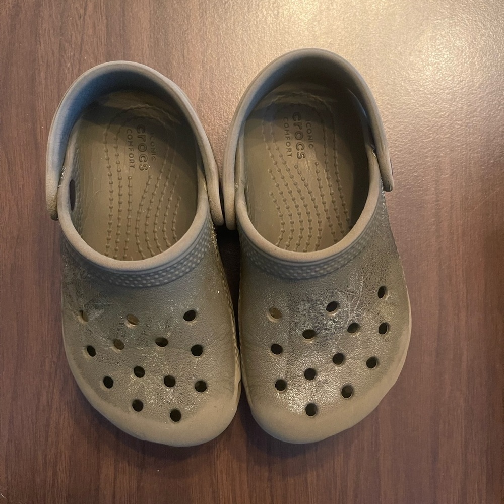 Toddler crocs - Picture 6 of 6